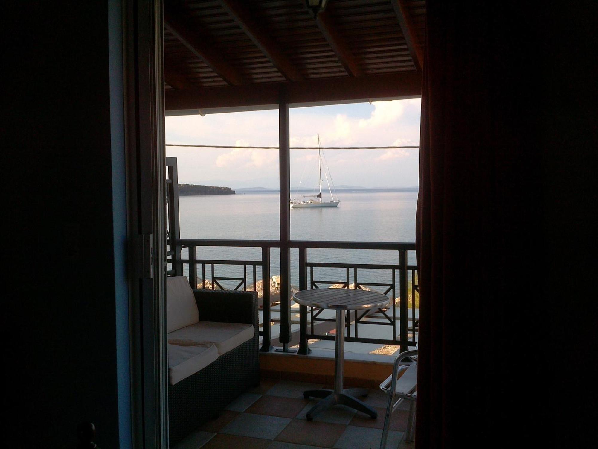 Skala Mistegnon 9 Musses Hotel Apartments الغرفة الصورة