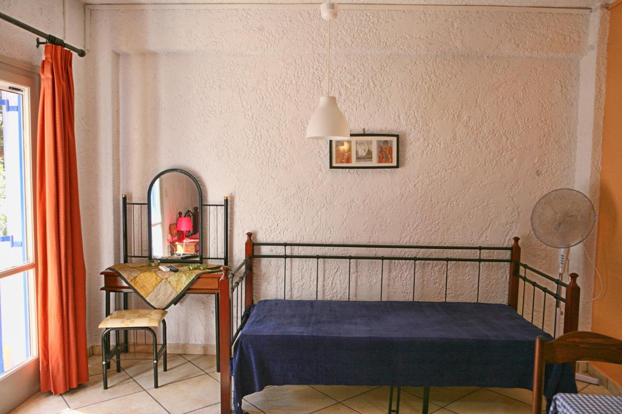 Skala Mistegnon 9 Musses Hotel Apartments الغرفة الصورة