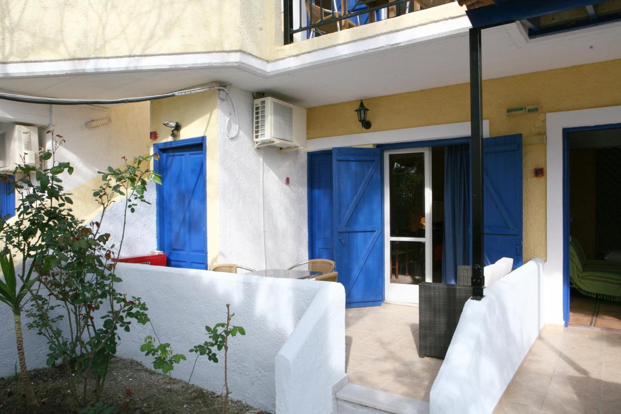 Skala Mistegnon 9 Musses Hotel Apartments الغرفة الصورة