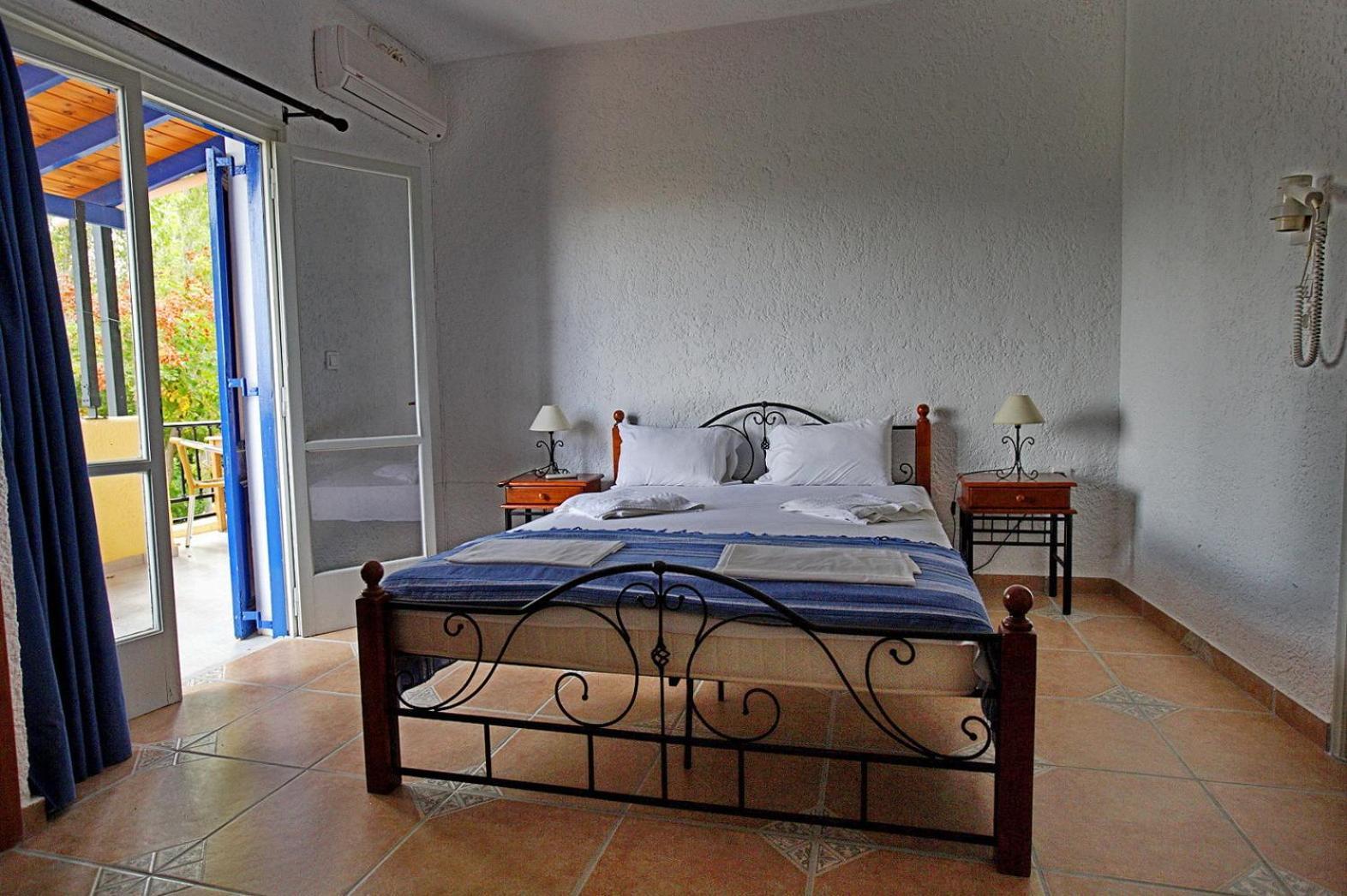 Skala Mistegnon 9 Musses Hotel Apartments الغرفة الصورة