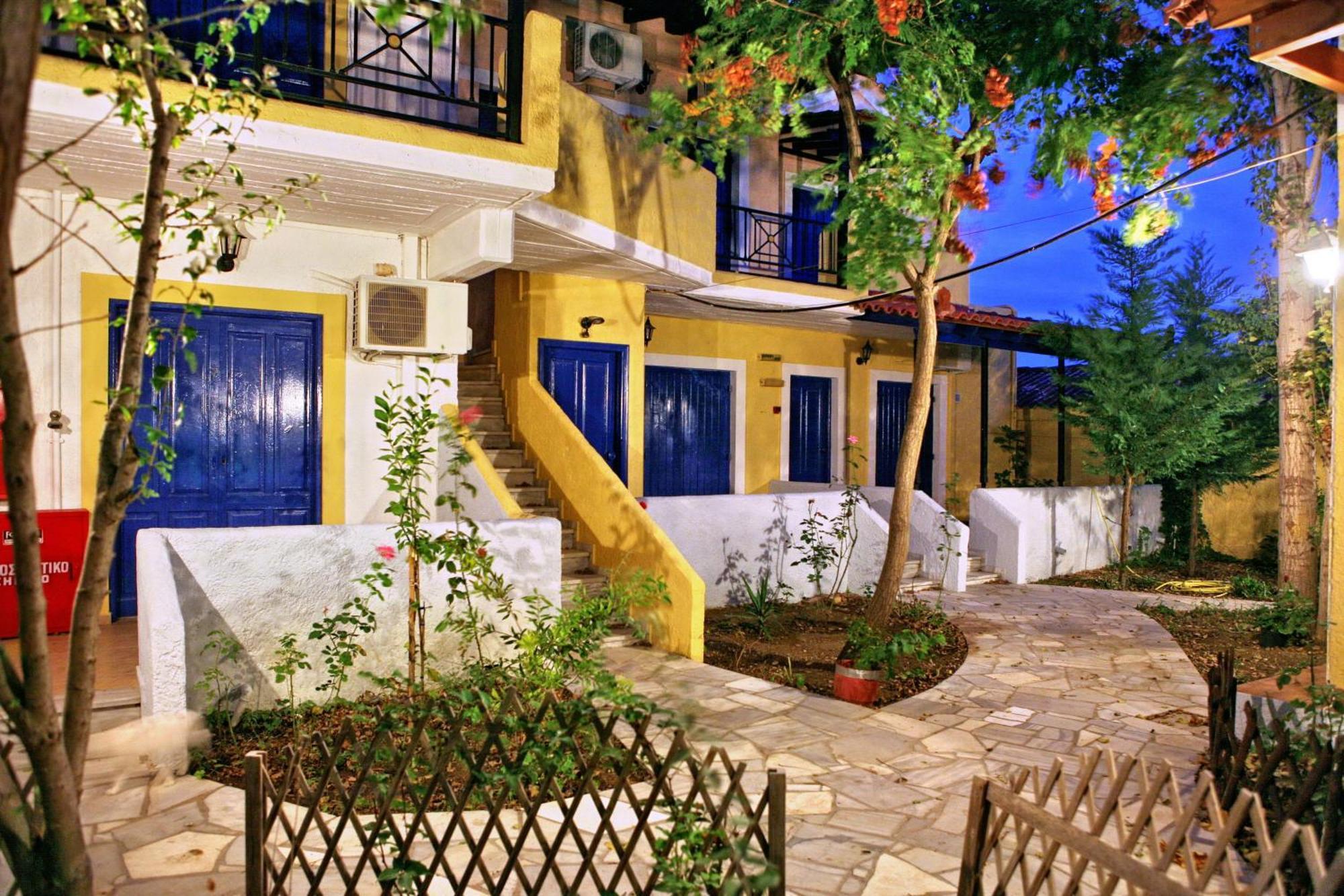 Skala Mistegnon 9 Musses Hotel Apartments الغرفة الصورة